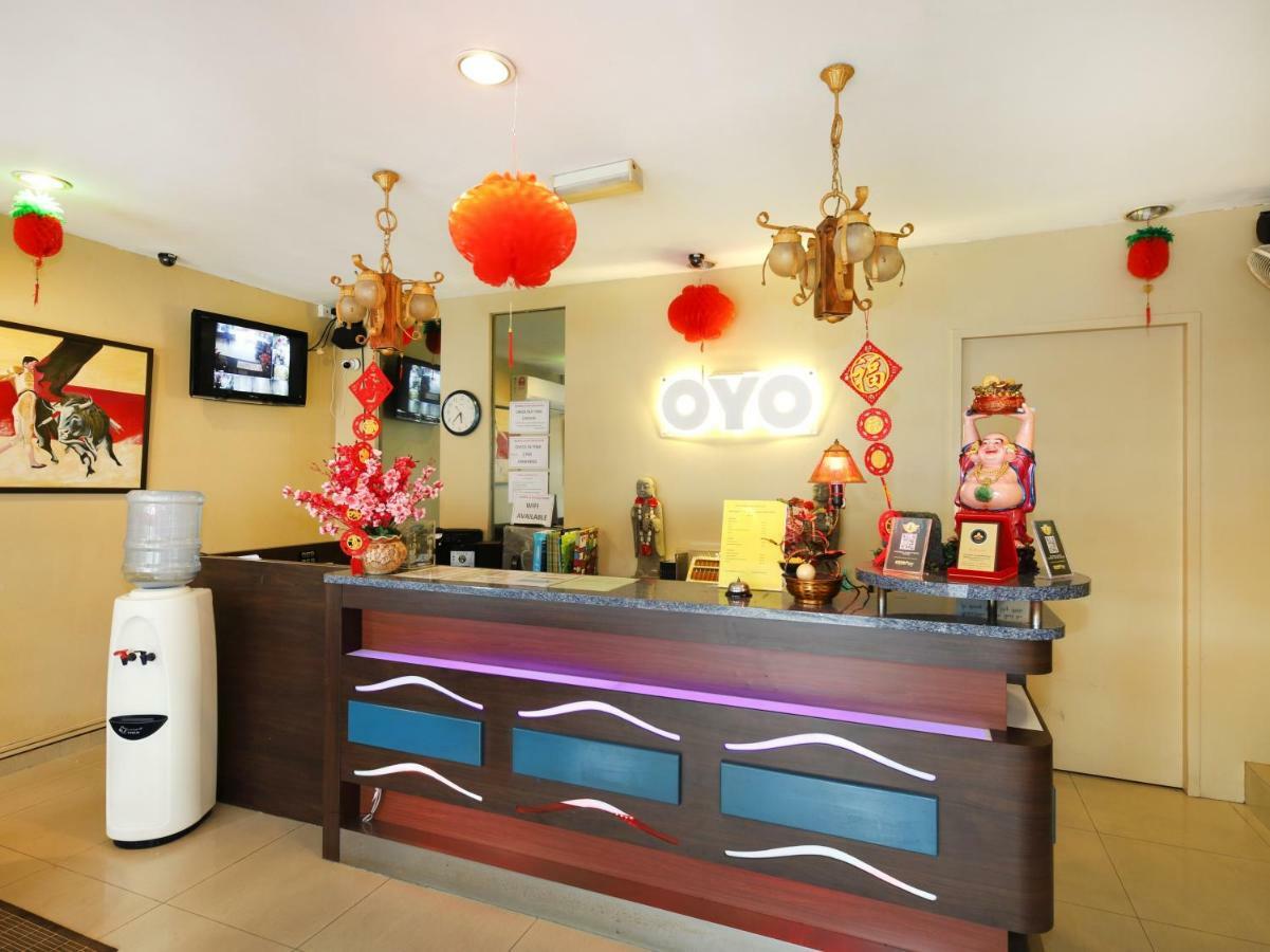 Oyo 434 Marbella Hotel Τζόχορ Μπάχρου Εξωτερικό φωτογραφία