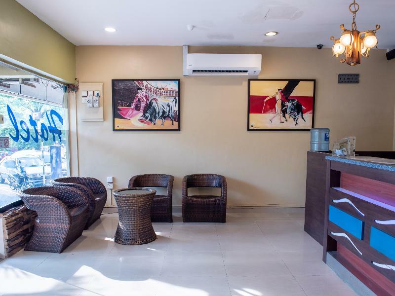 Oyo 434 Marbella Hotel Τζόχορ Μπάχρου Εξωτερικό φωτογραφία