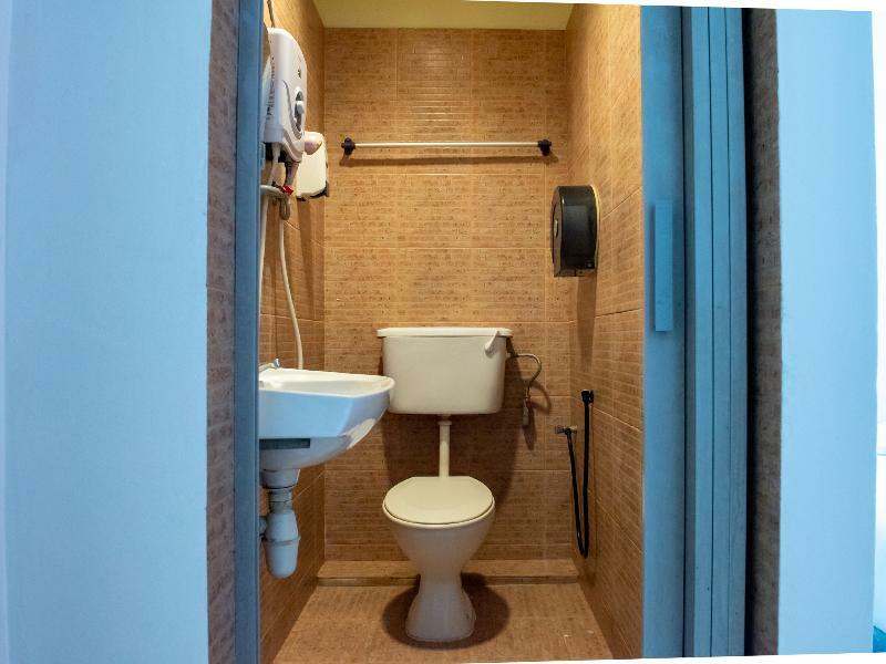 Oyo 434 Marbella Hotel Τζόχορ Μπάχρου Εξωτερικό φωτογραφία
