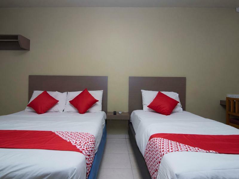 Oyo 434 Marbella Hotel Τζόχορ Μπάχρου Εξωτερικό φωτογραφία