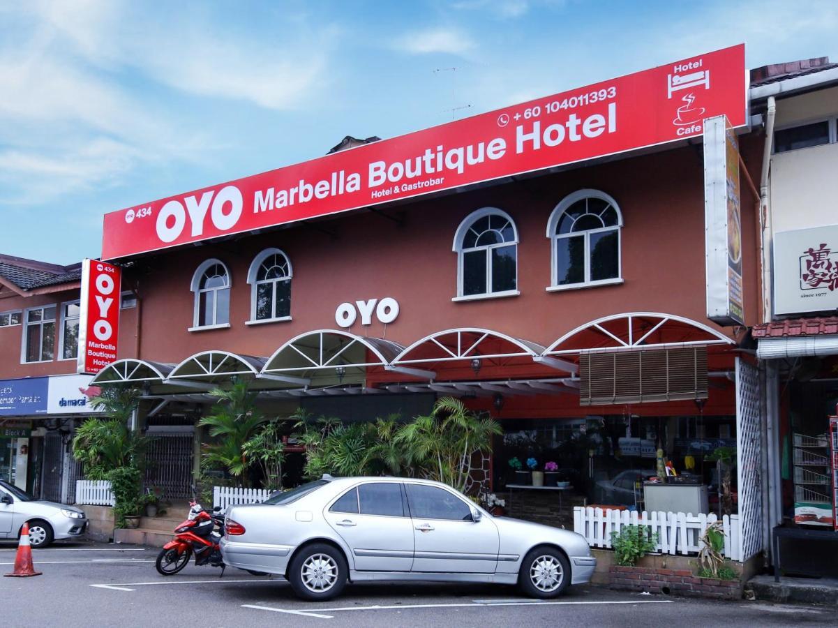 Oyo 434 Marbella Hotel Τζόχορ Μπάχρου Εξωτερικό φωτογραφία
